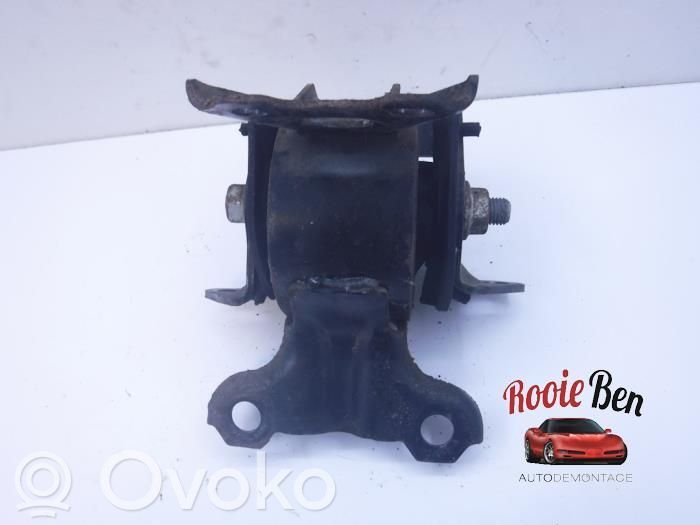Dodge Caliber Engine mount bracket 