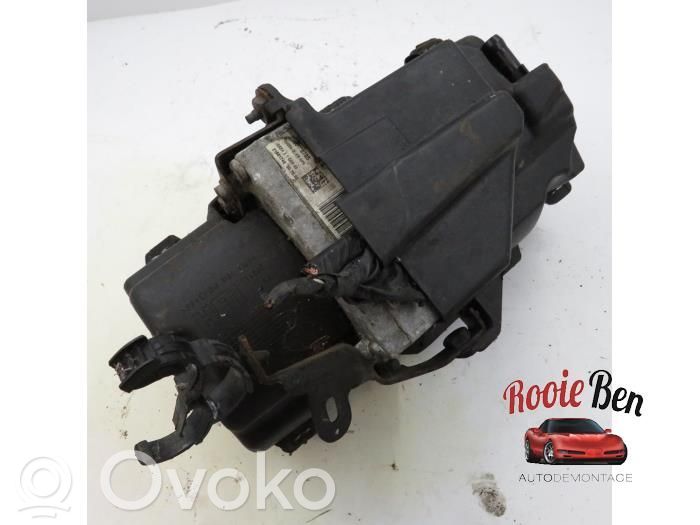Citroen C5 Ohjaustehostimen pumppu 