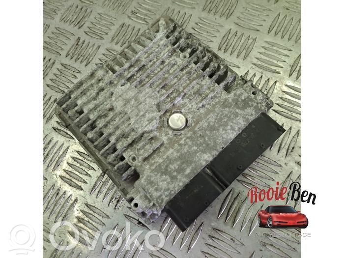 Volkswagen Golf VI Engine control unit/module 