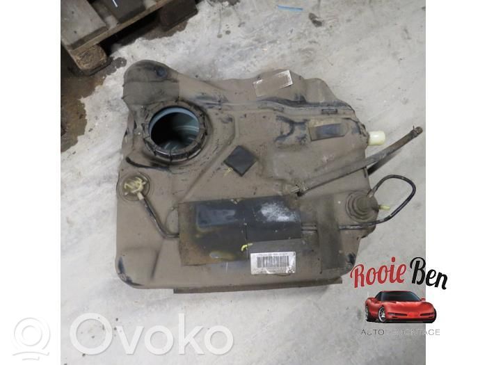 Mazda 3 I Polttoainesäiliö 