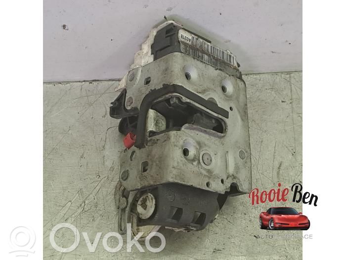 Dodge RAM 1500 DS Takaoven lukko 
