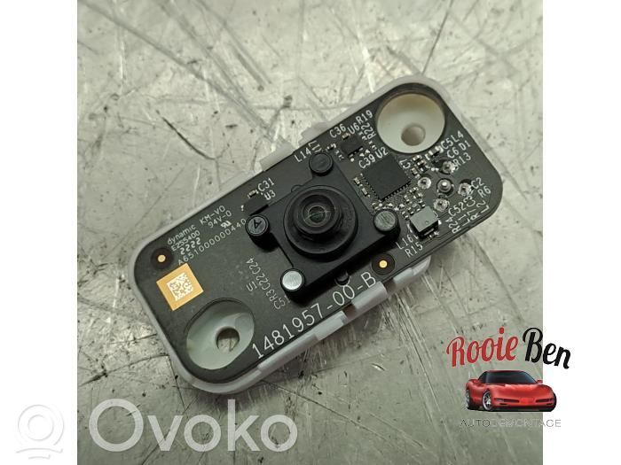 Front bumper camera   10983800G,148195700B