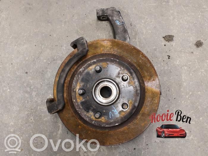 Front wheel hub spindle knuckle