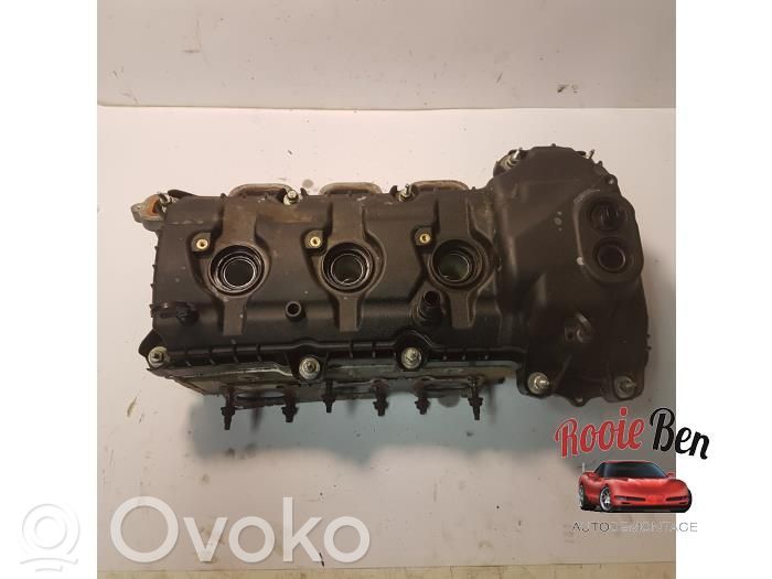 Engine head   206RH,RFDG1E6090AA