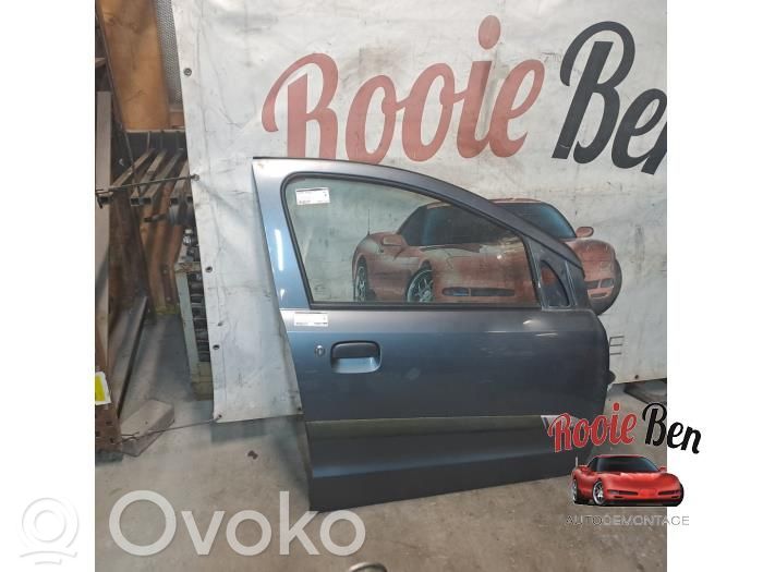 Suzuki Alto Puerta delantera 