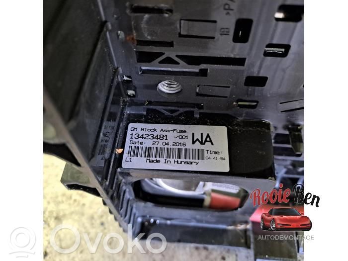 Opel Adam Fuse box set 