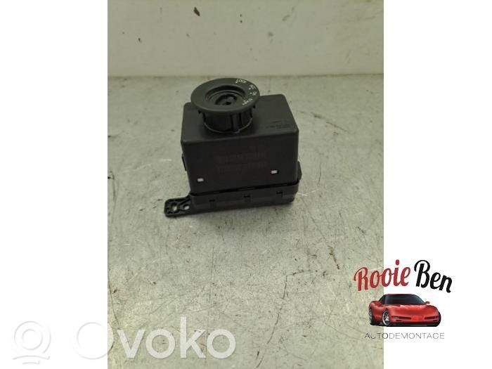 Virtalukko   P68210155AB,68210155AB