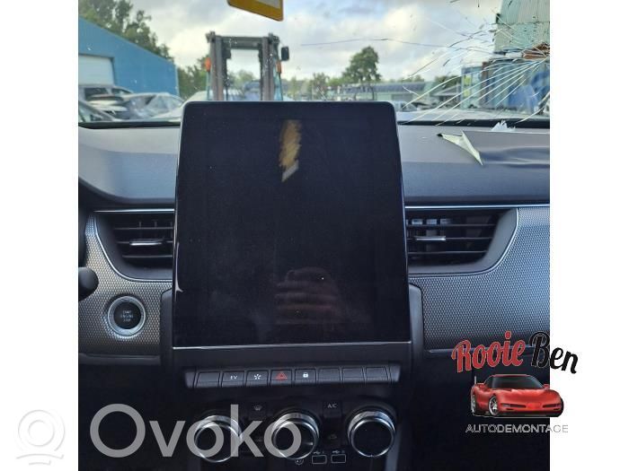 Renault Arkana Screen/display/small screen 