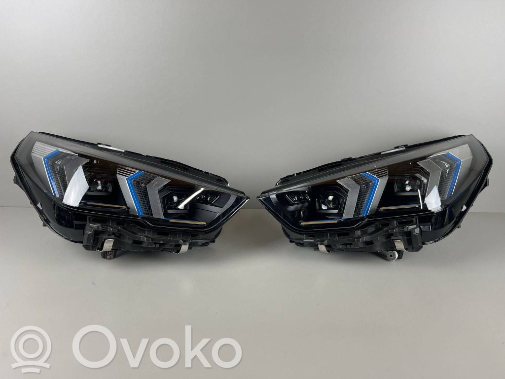 Headlight/headlamp   5A77EB7,5A77EB8,17012023,1EX2962