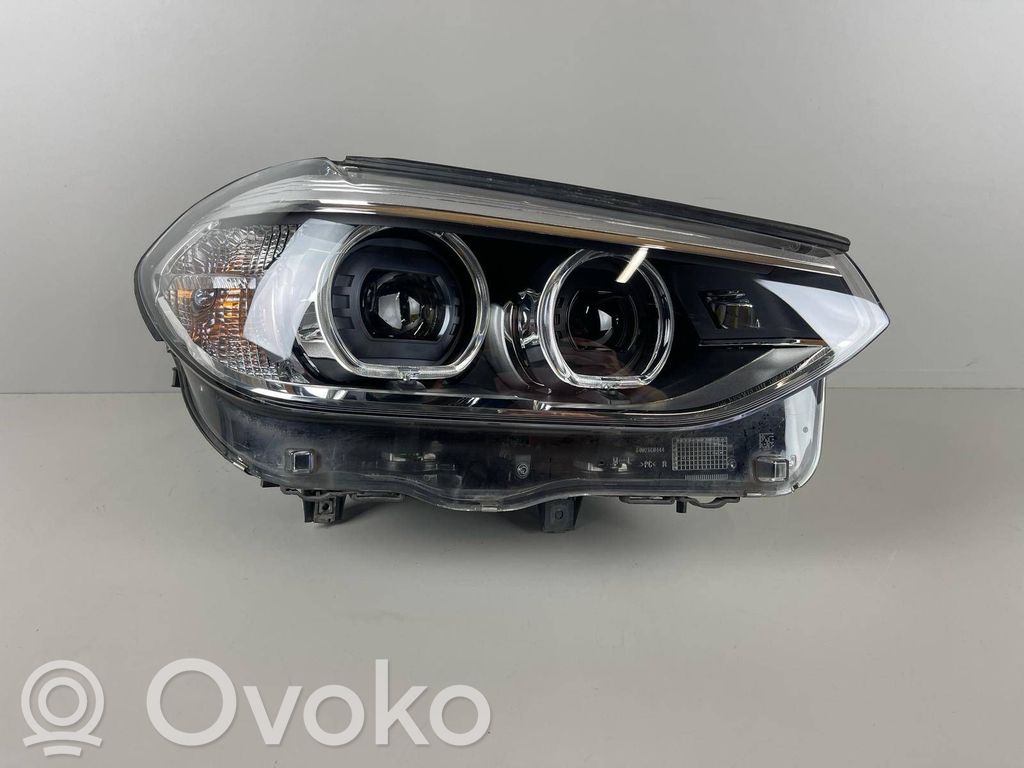 BMW X3 G01 Lampa przednia 