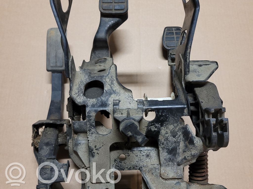 Volkswagen Vento Педаль 