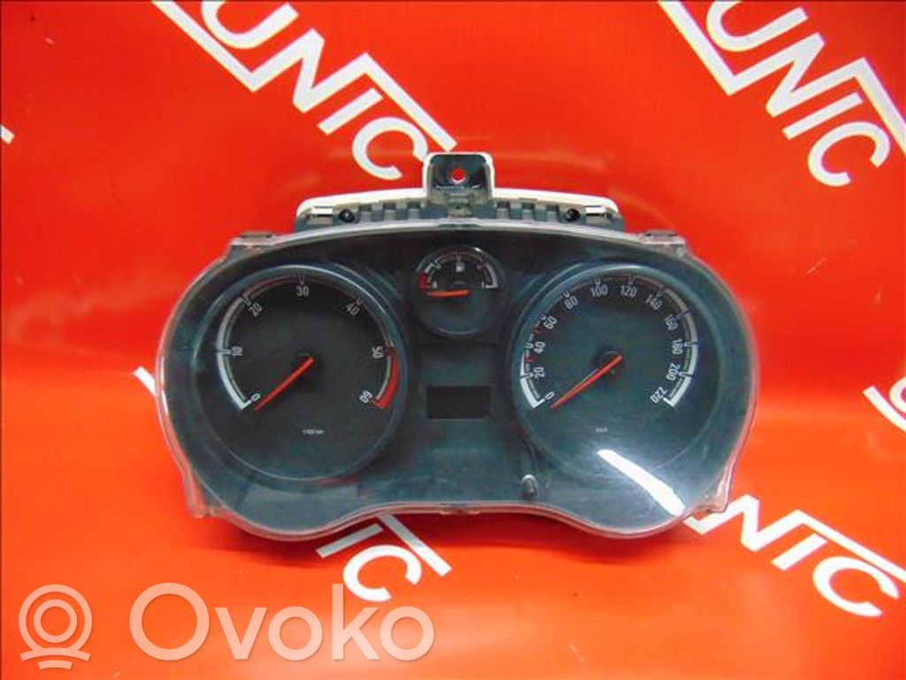 Opel Corsa D Dashboard trim 