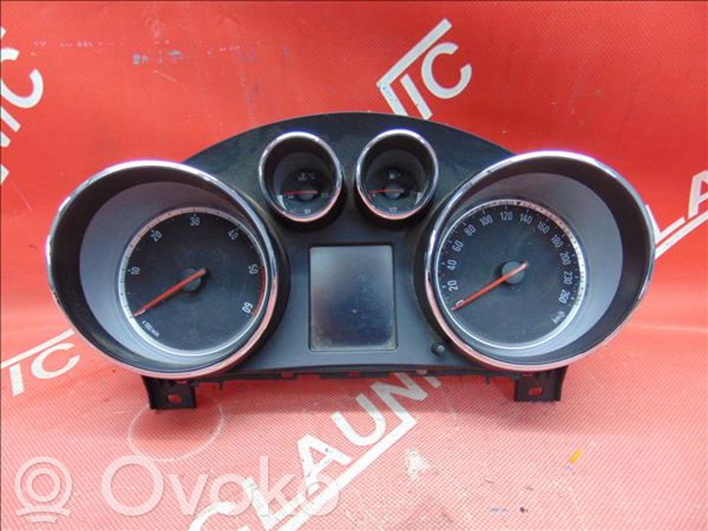 Opel Insignia A Dashboard trim 