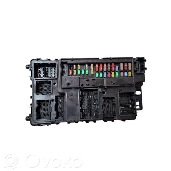 Sulakemoduuli   HU5T15604BFE