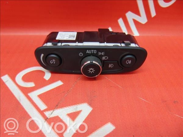 Interruptor de control del panel de luces   84201595