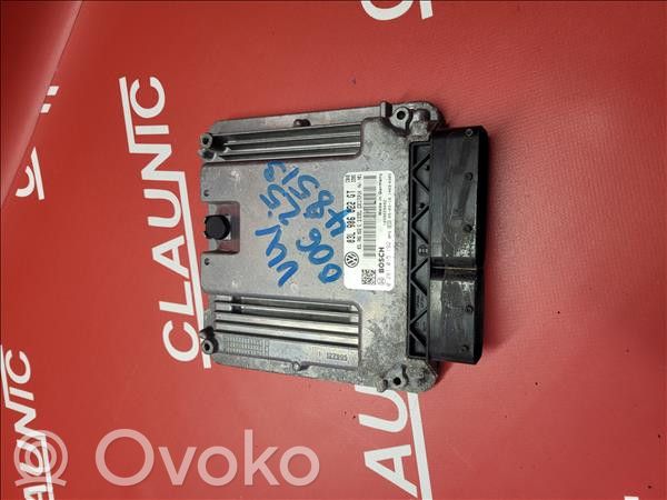 Volkswagen Tiguan Moottorin ohjainlaite/moduuli 