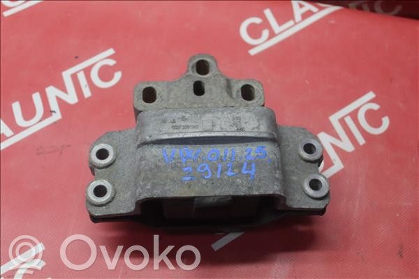 Volkswagen PASSAT B6 Support, suspension du moteur 