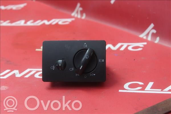 Ford Focus Interruttore di regolazione dell’illuminazione del quadro 
