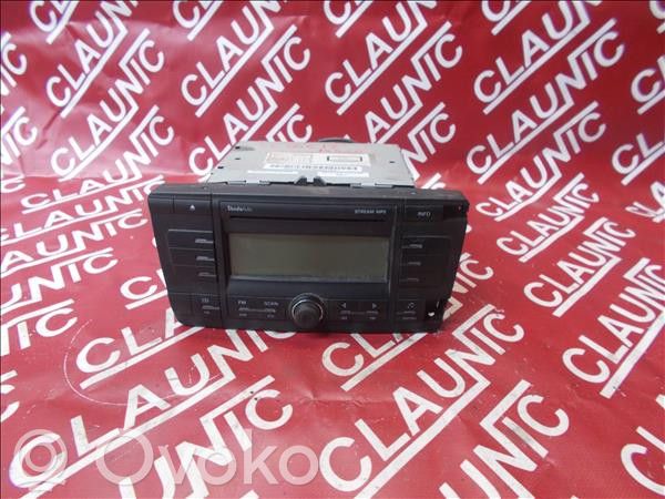 Skoda Octavia Mk2 (1Z) Unité principale radio / CD / DVD / GPS 
