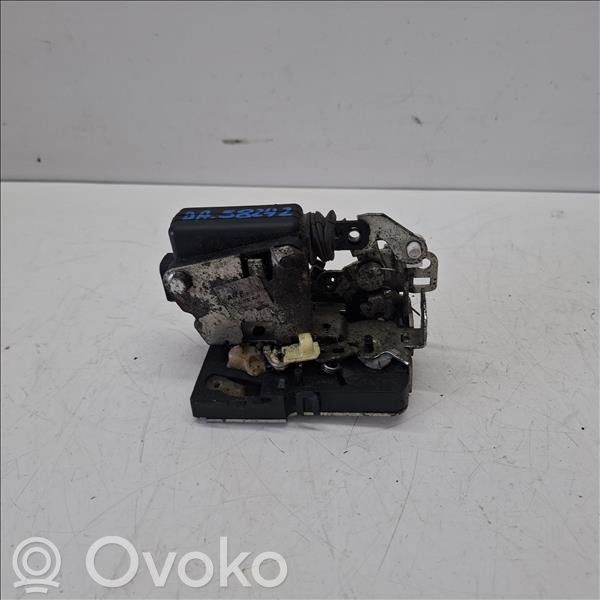 Dacia Duster Cerradura de puerta trasera