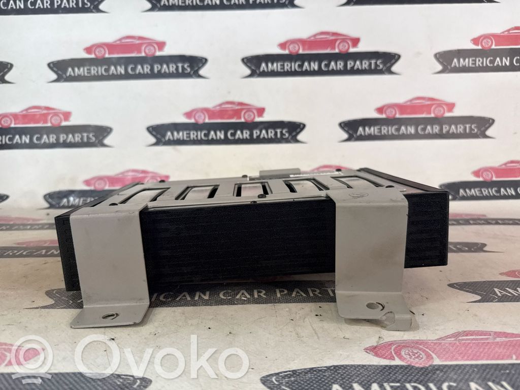 Chrysler 300M Amplificatore 