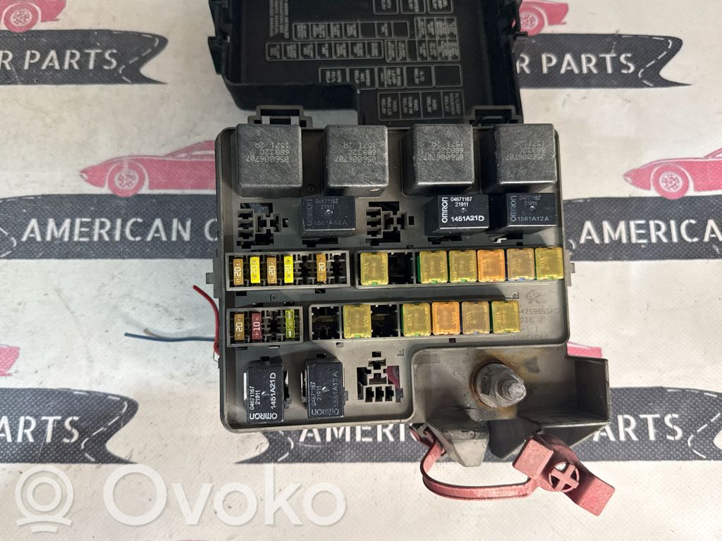 Chrysler Sebring (ST-22 - JR) Fuse module 