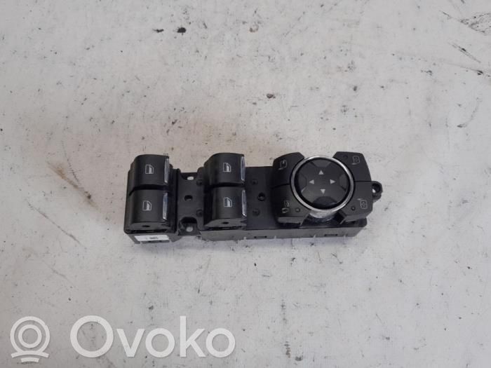 Ford S-MAX Przyciski szyb 