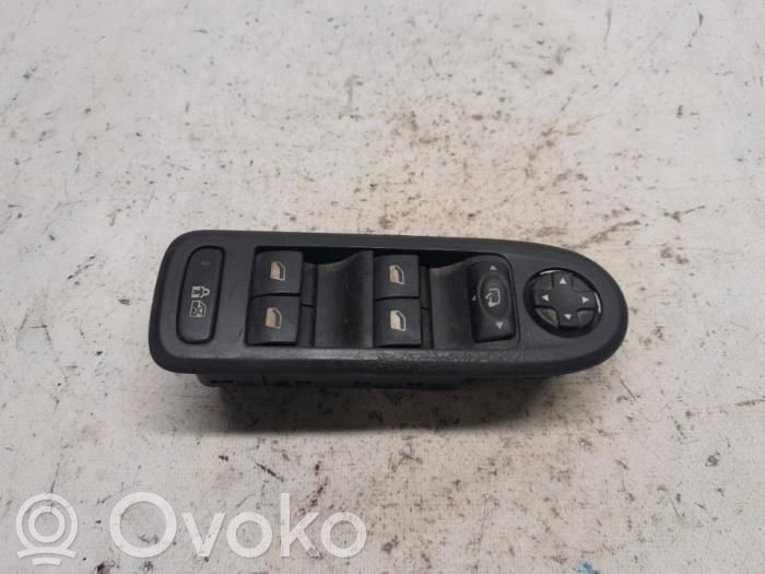 Electric window control switch   96660257XT,30170346,1547738,28232429,30170346,307592450822,96660257XT
