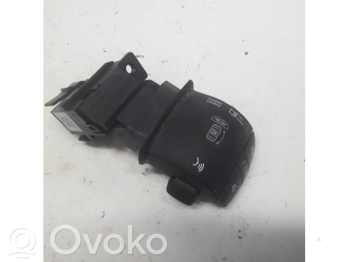 Renault Scenic III -  Grand scenic III Boutons / interrupteurs volant 