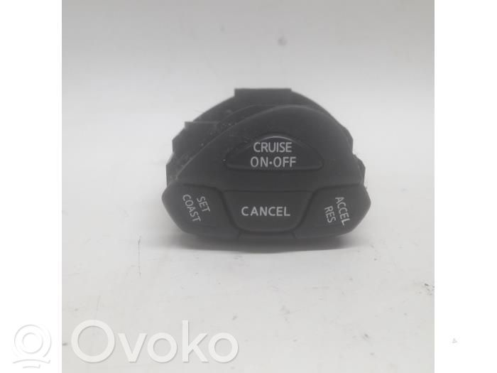 Nissan X-Trail T30 Cruise control switch 