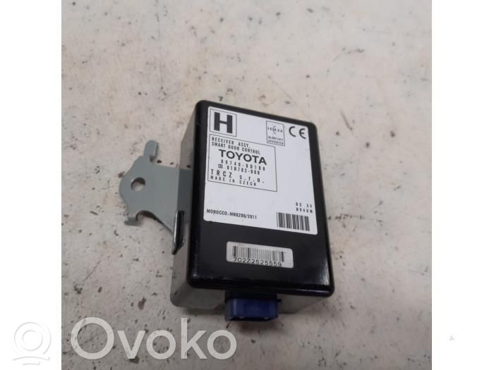 Toyota Yaris Centralina/modulo chiusura centralizzata portiere 