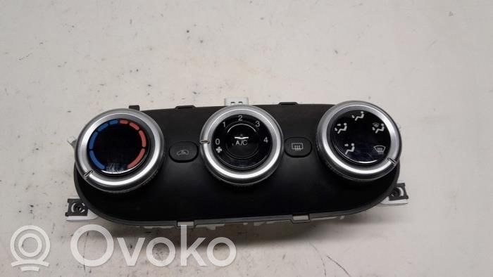 Fiat 500L Panel klimatyzacji 