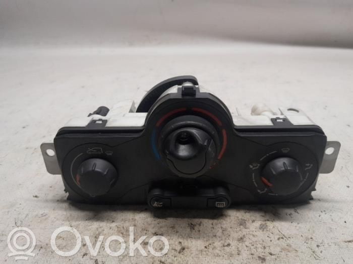 Renault Kangoo I Climate control unit 