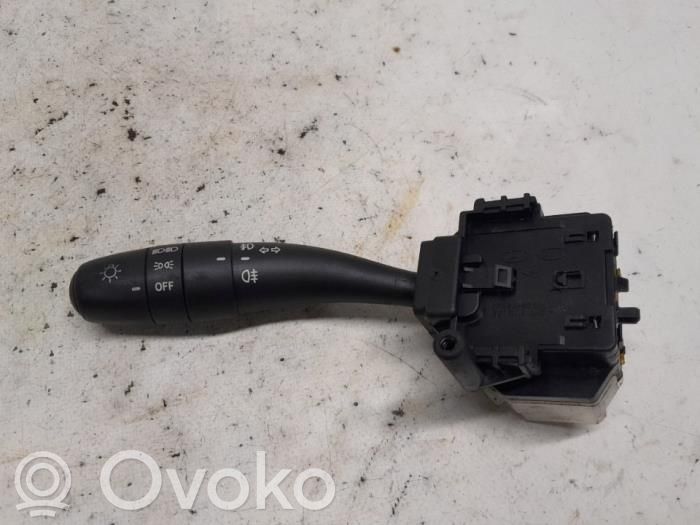 Hyundai i30 Manetka / Przełącznik kierunkowskazów 