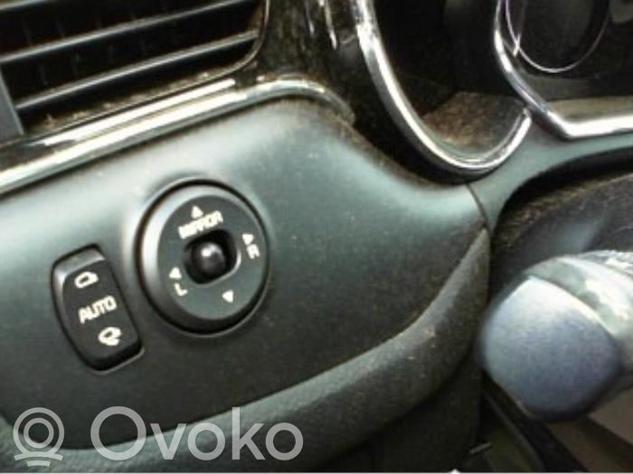 KIA Ceed Wing mirror switch 
