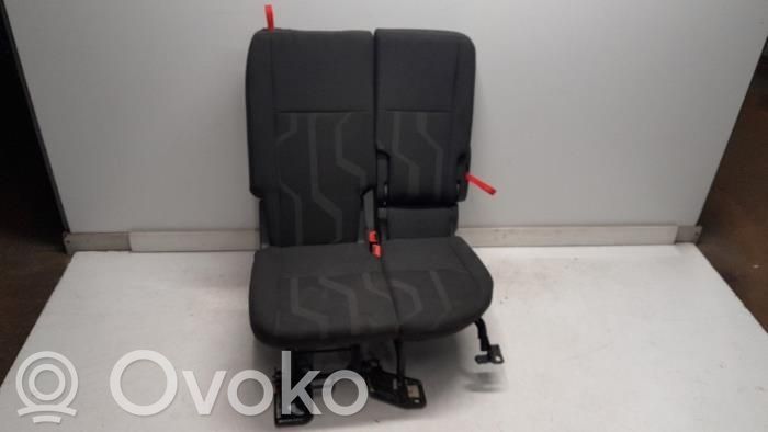 Ford Transit Courier Takaistuin 