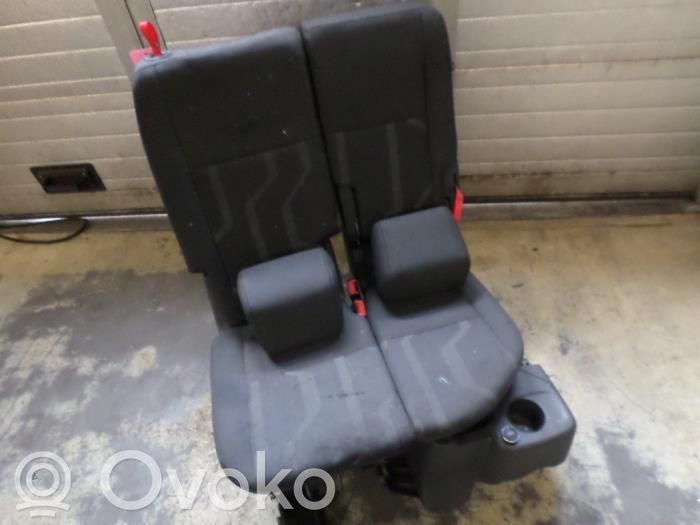 Ford Connect Takaistuin 