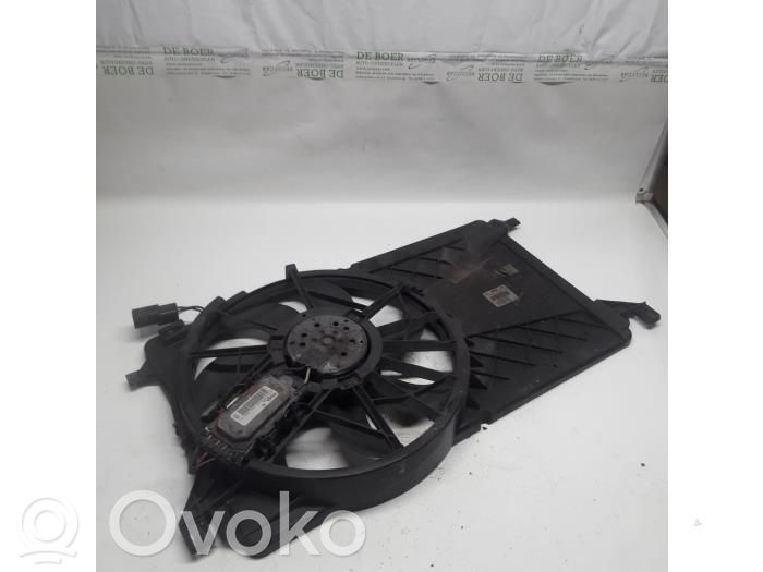 Ford Focus Elektryczny wentylator chłodnicy 
