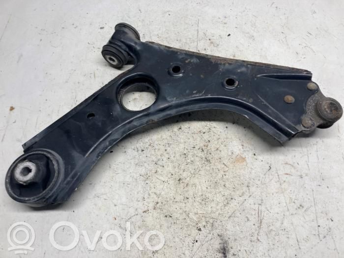 Fiat 500L Front lower control arm/wishbone 