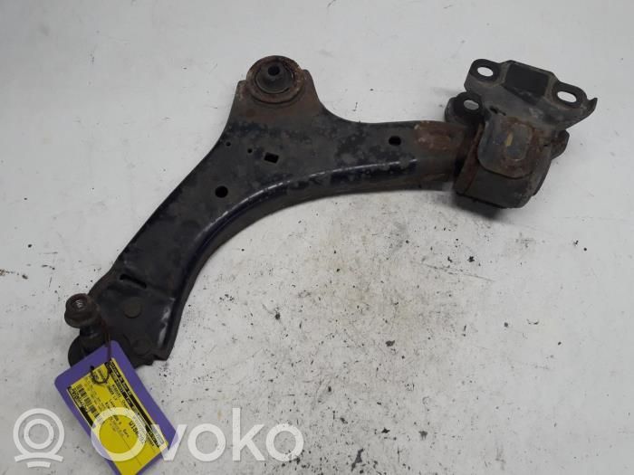 Front lower control arm/wishbone