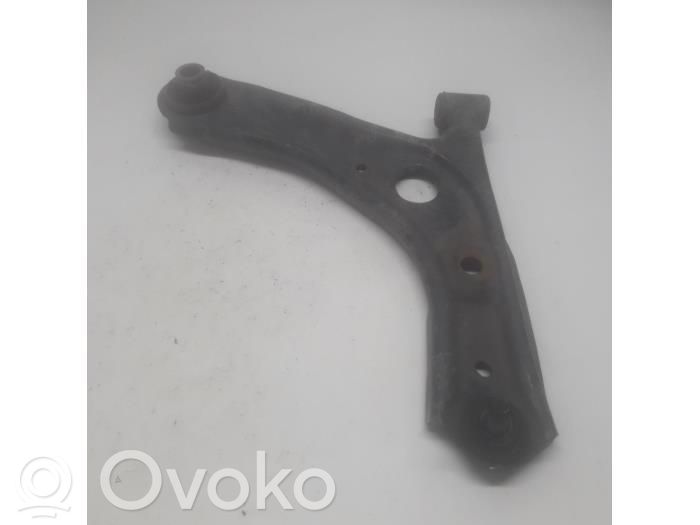 Citroen C1 Front lower control arm/wishbone 