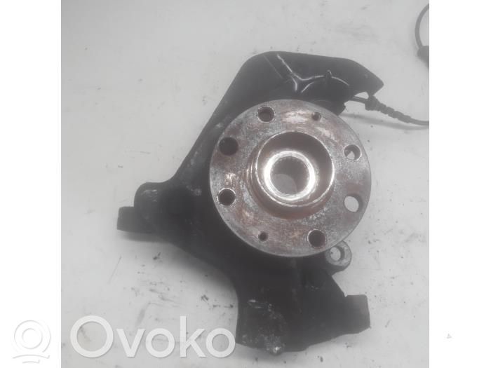 Opel Corsa D Mozzo ruota anteriore 