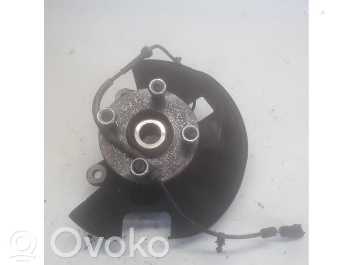 Mazda 2 Priekinė stebulė 