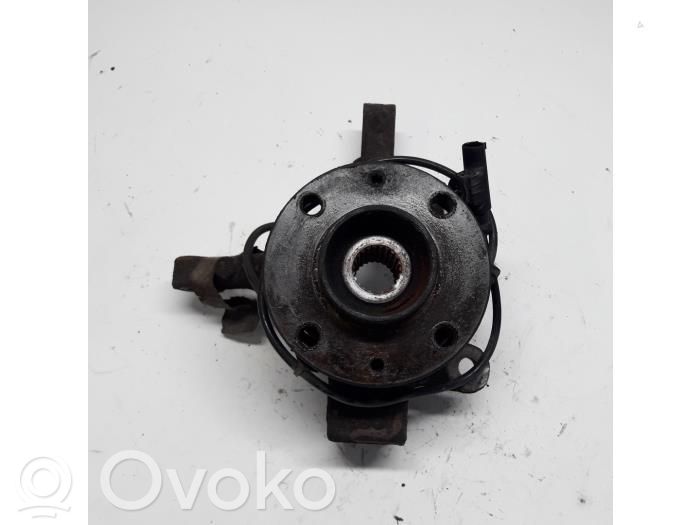 Front wheel hub