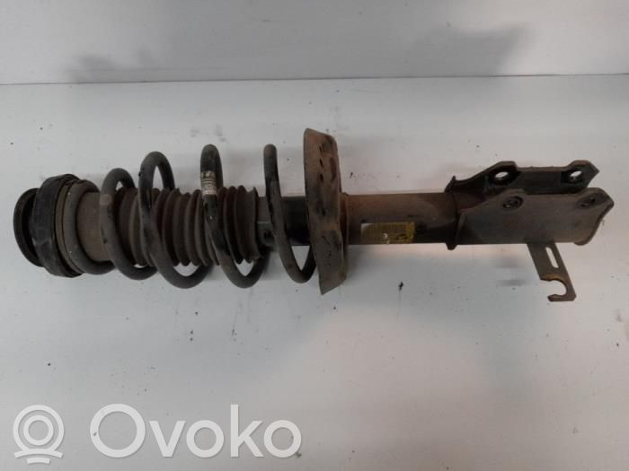 Opel Zafira C Priekšpusē amortizators 