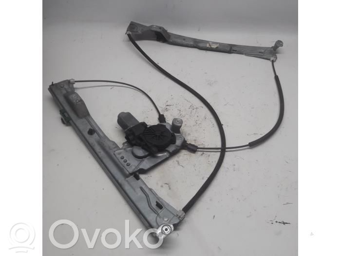 Renault Clio III Elektryczny podnośnik szyby drzwi 