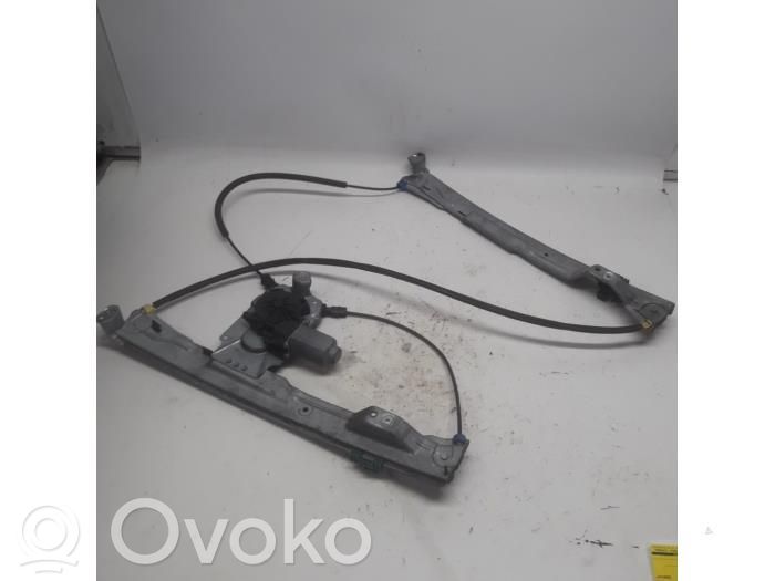 Renault Clio III Elektryczny podnośnik szyby drzwi 