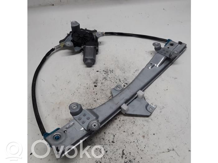 Renault Twingo II Front door window regulator with motor 