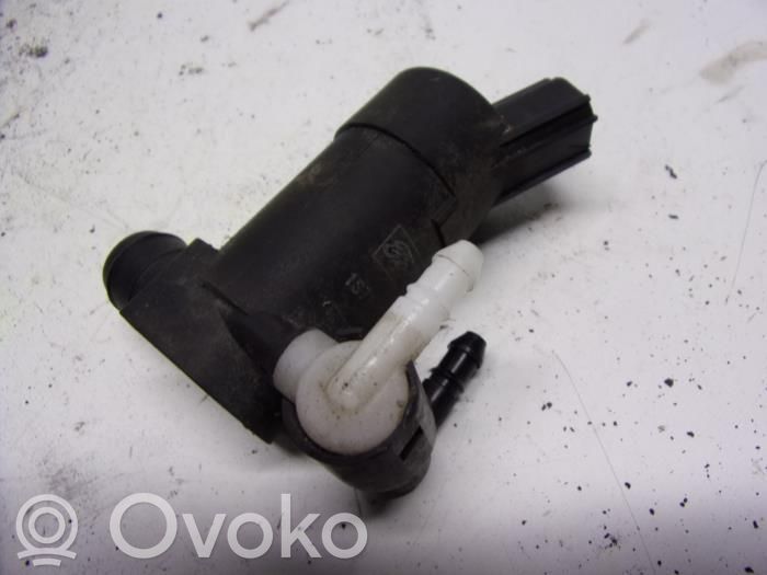 Ford Mondeo MK IV Windscreen/windshield washer pump 