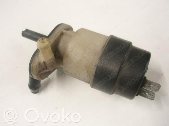 Opel Vectra A Windscreen/windshield washer pump 